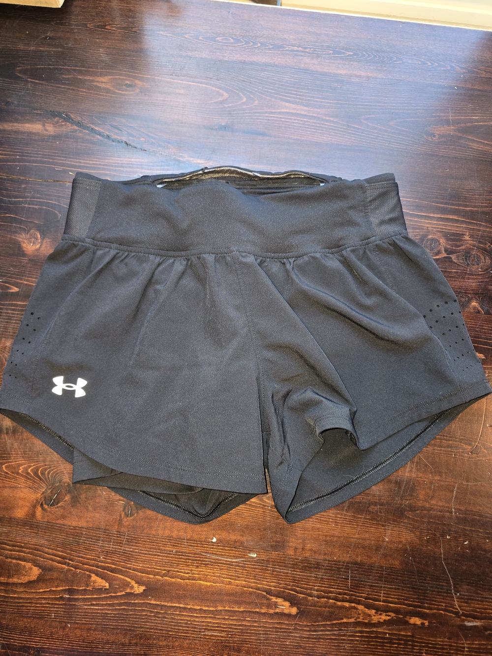 Under Armour Women’s Speedpocket Black 2-in-1 Running Shorts | Size Small